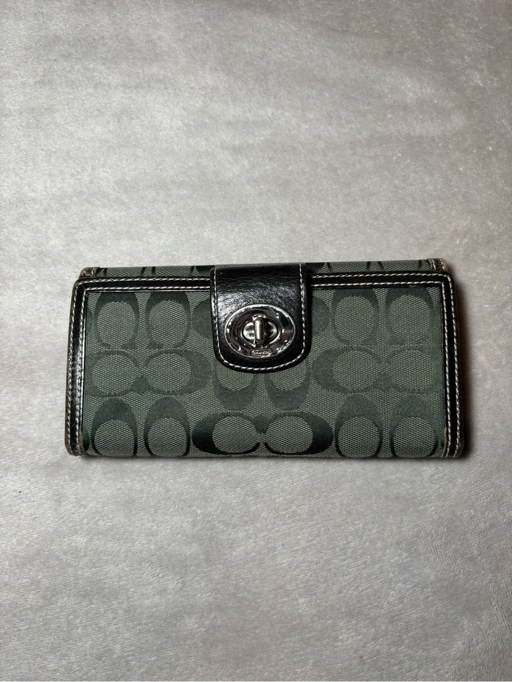 Coach Vintage Soho Signature Turnlock Wallet